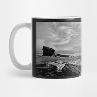 Collywell Bay storm in B&W Mug